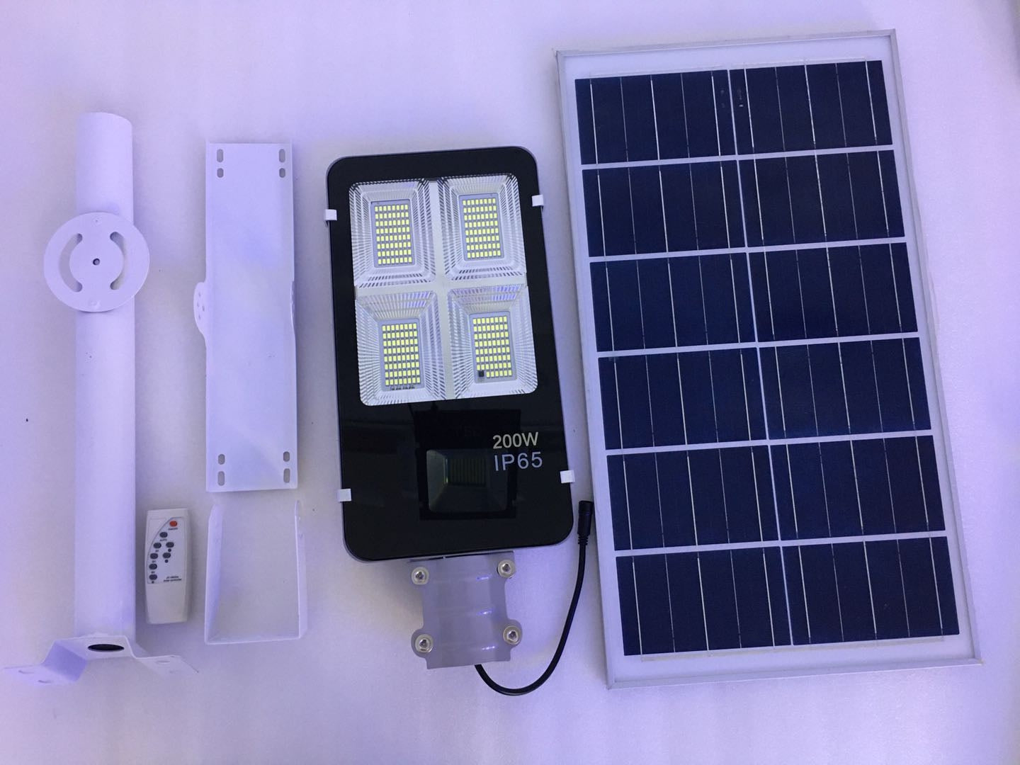 Liking Solar BC Series Solar Street Lights BC200W Integrated led lamp Aluminum Alloy Case