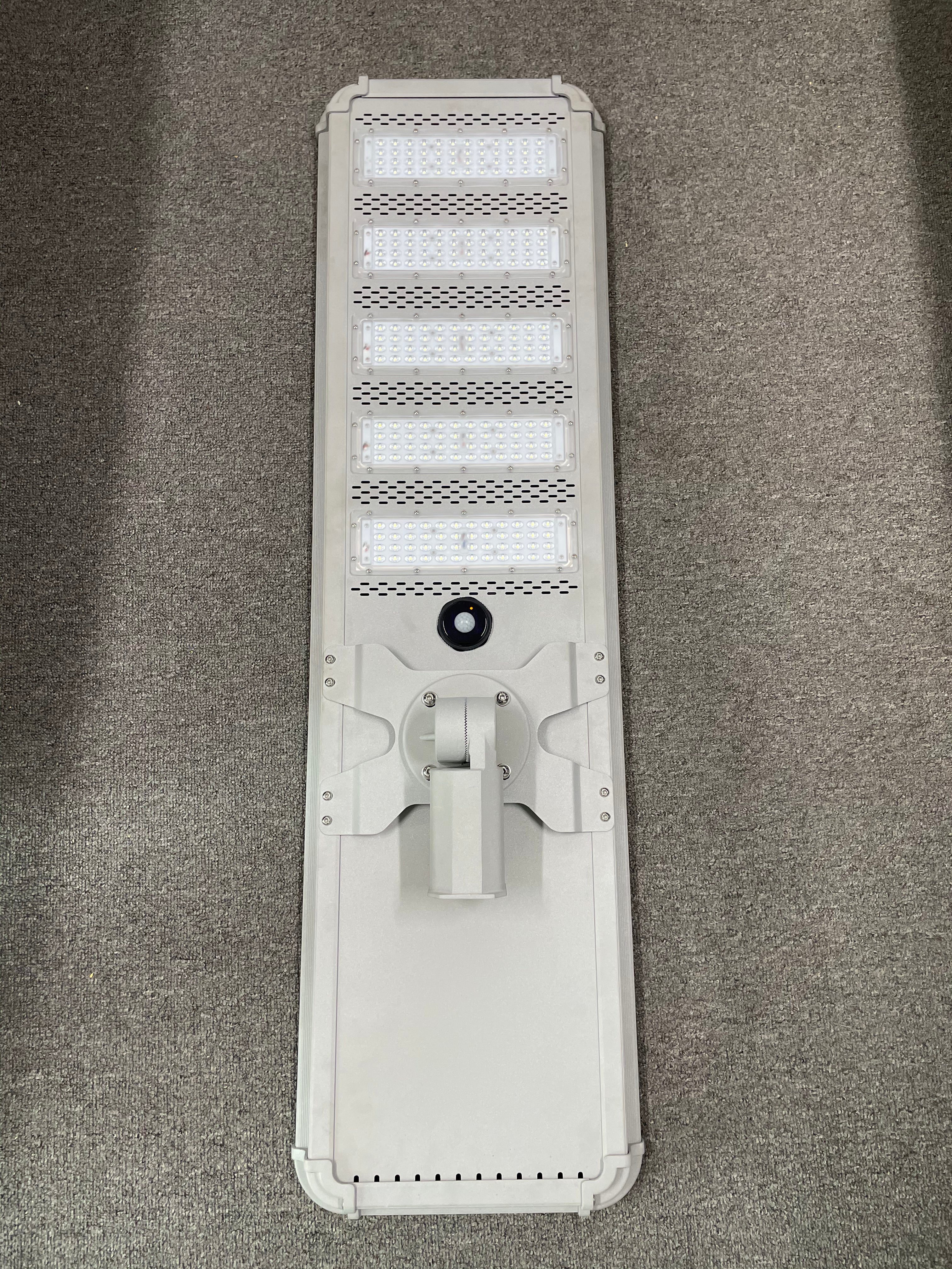 Liking Solar led solar street lamp H100W Integrated solar street lights Aluminum Alloy Case