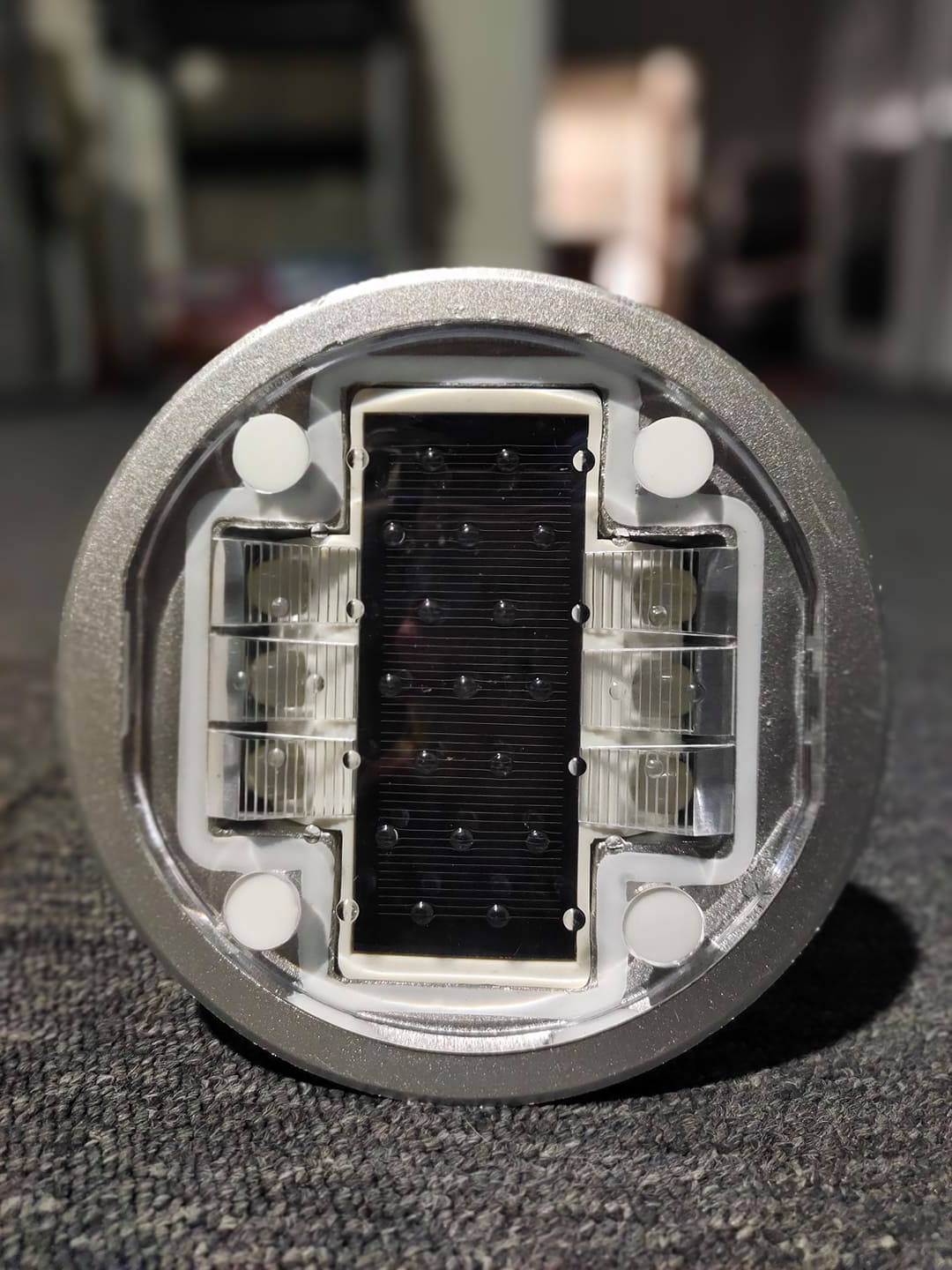 Liking Energy Solar Light white color solar road stud lights solar garden lights