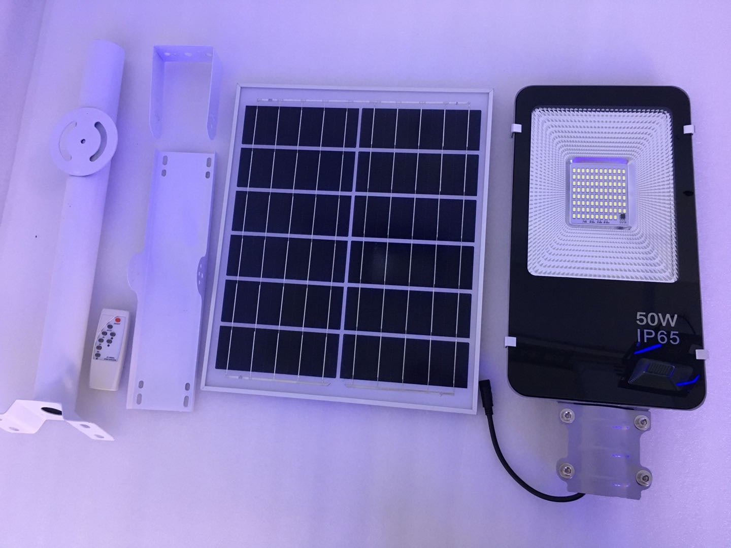 Liking Solar BC Series Solar Street Lights BC50W Integrated led lamp Aluminum Alloy Case