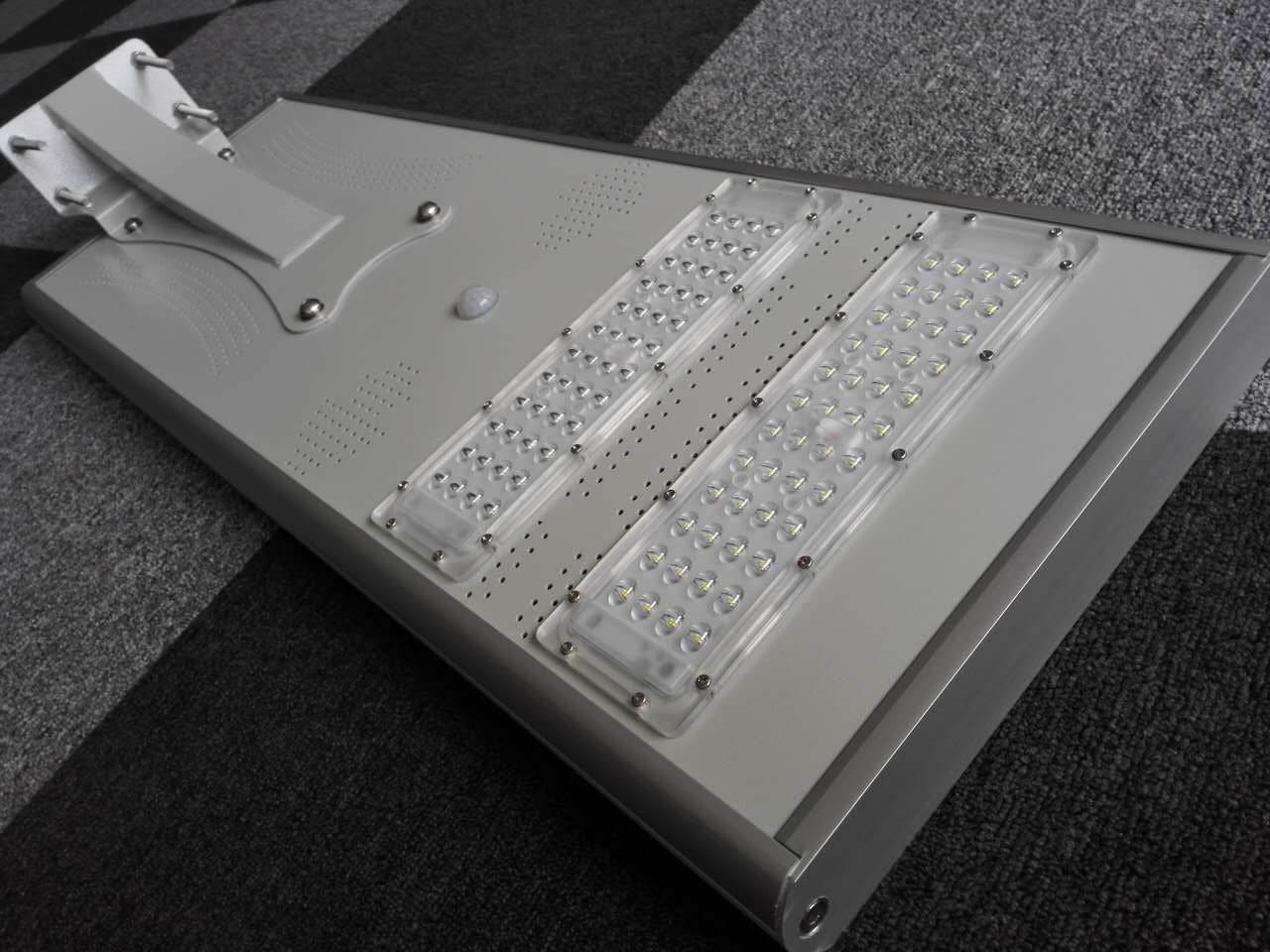 Liking Solar M Series Solar Street Lights M40W Integrated led lamp Aluminum Alloy Case