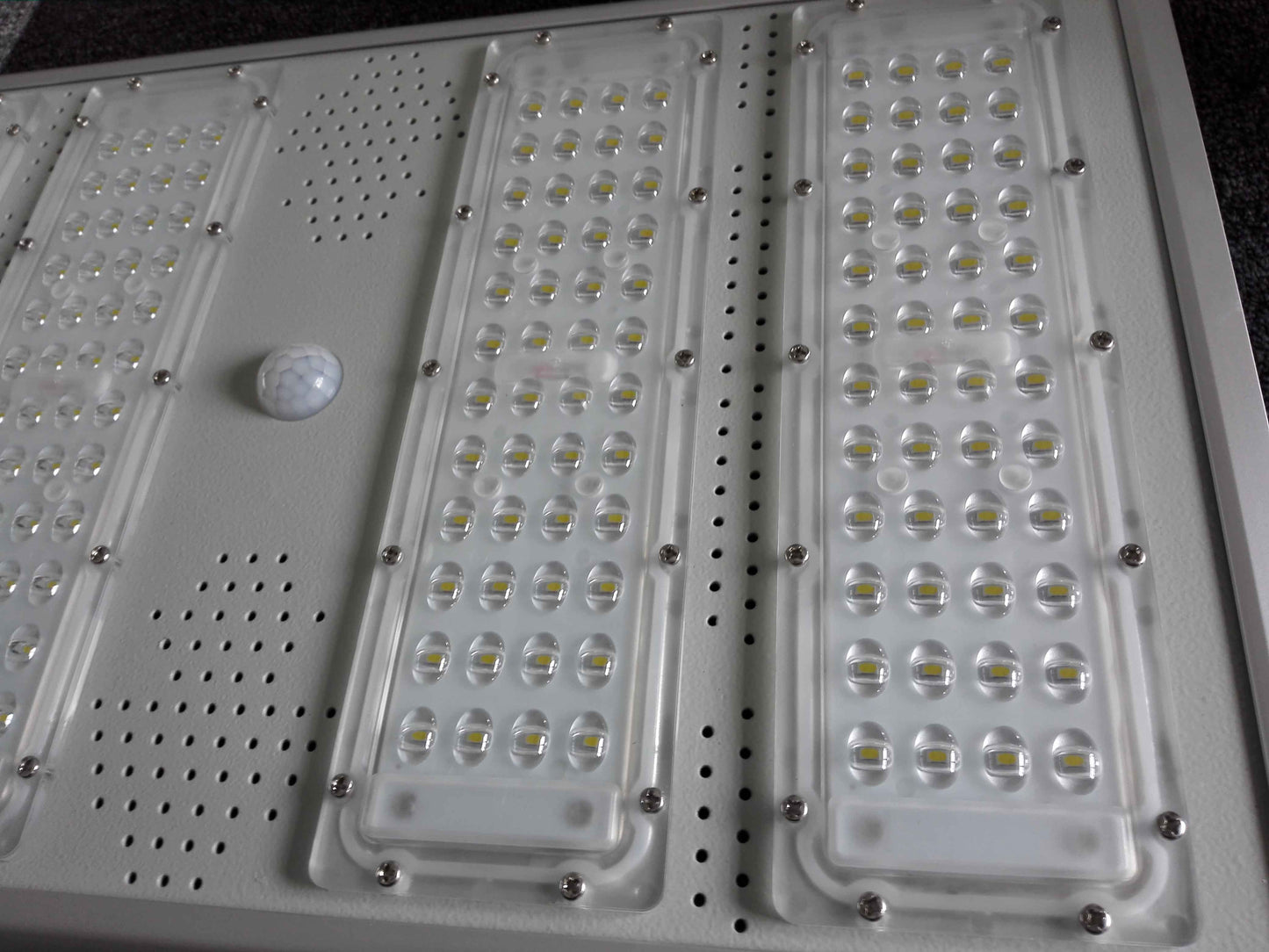 Liking Solar M Series Solar Street Lights M80W Integrated led lamp Aluminum Alloy Case